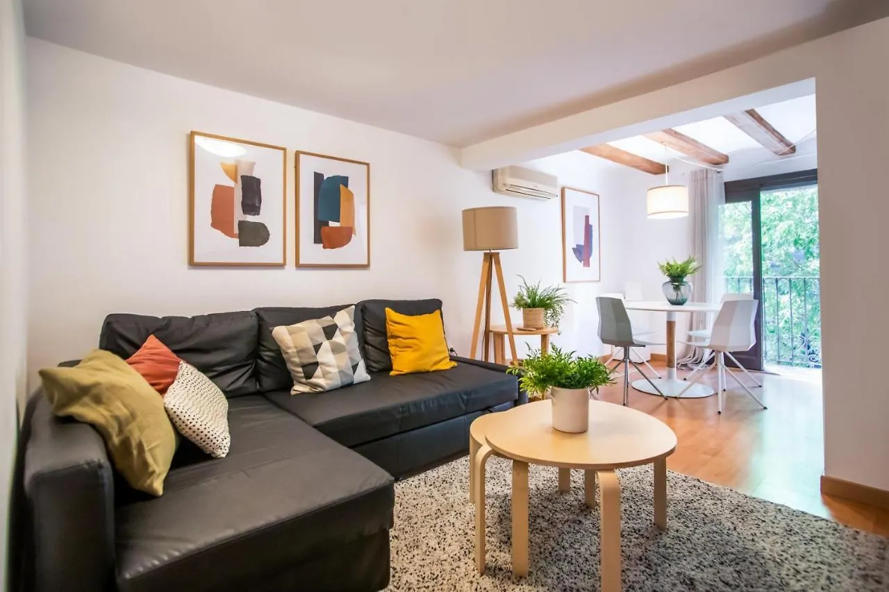 E3Val1048 - Newly Decorated Flat Closed To The Cent バルセロナ